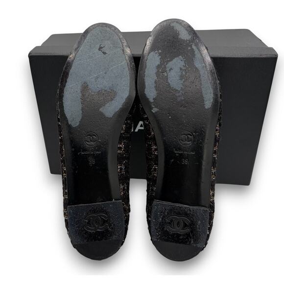 Chanel Tweed Black Gold CC Cap Toe Ballet Flats 38 US 7.5 Box COA Auth Ballerina - Picture 9 of 12